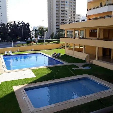 Da Rocha - 1bdr - 2 Pools - At 100m Holiday home Portimao